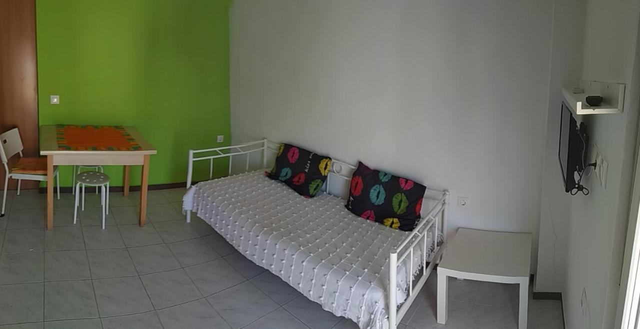 "Apartment 2" Ierapetra  Luaran gambar